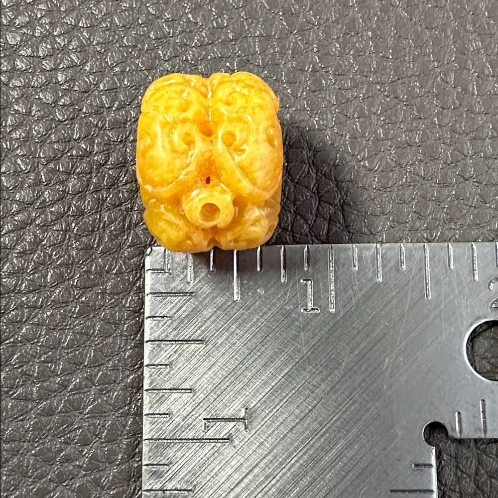 Vintage Carved Beads Bundle - Picture 6 of 6